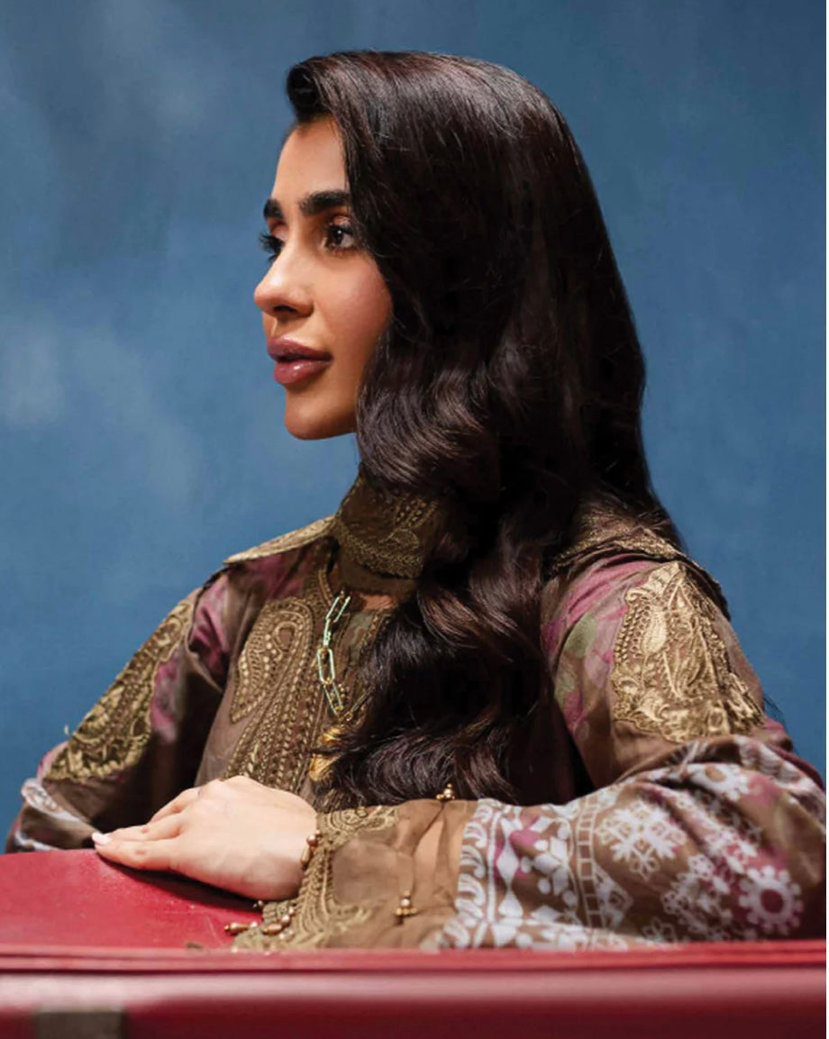 (164) Elegant Original Nureh Gardenia Printed Slub Linen Suit with Chiffon Dupatta