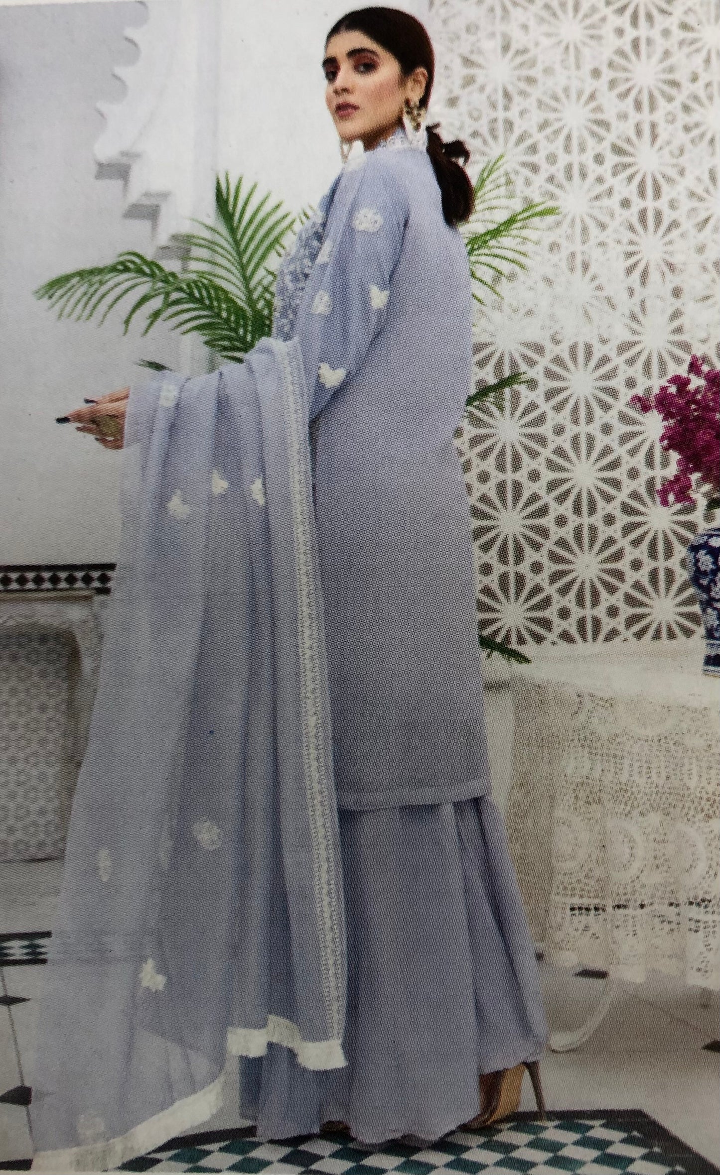 (209) Pakistani Mirror Lace Embroidered Kameez with Crinkle Plazzo Trousers