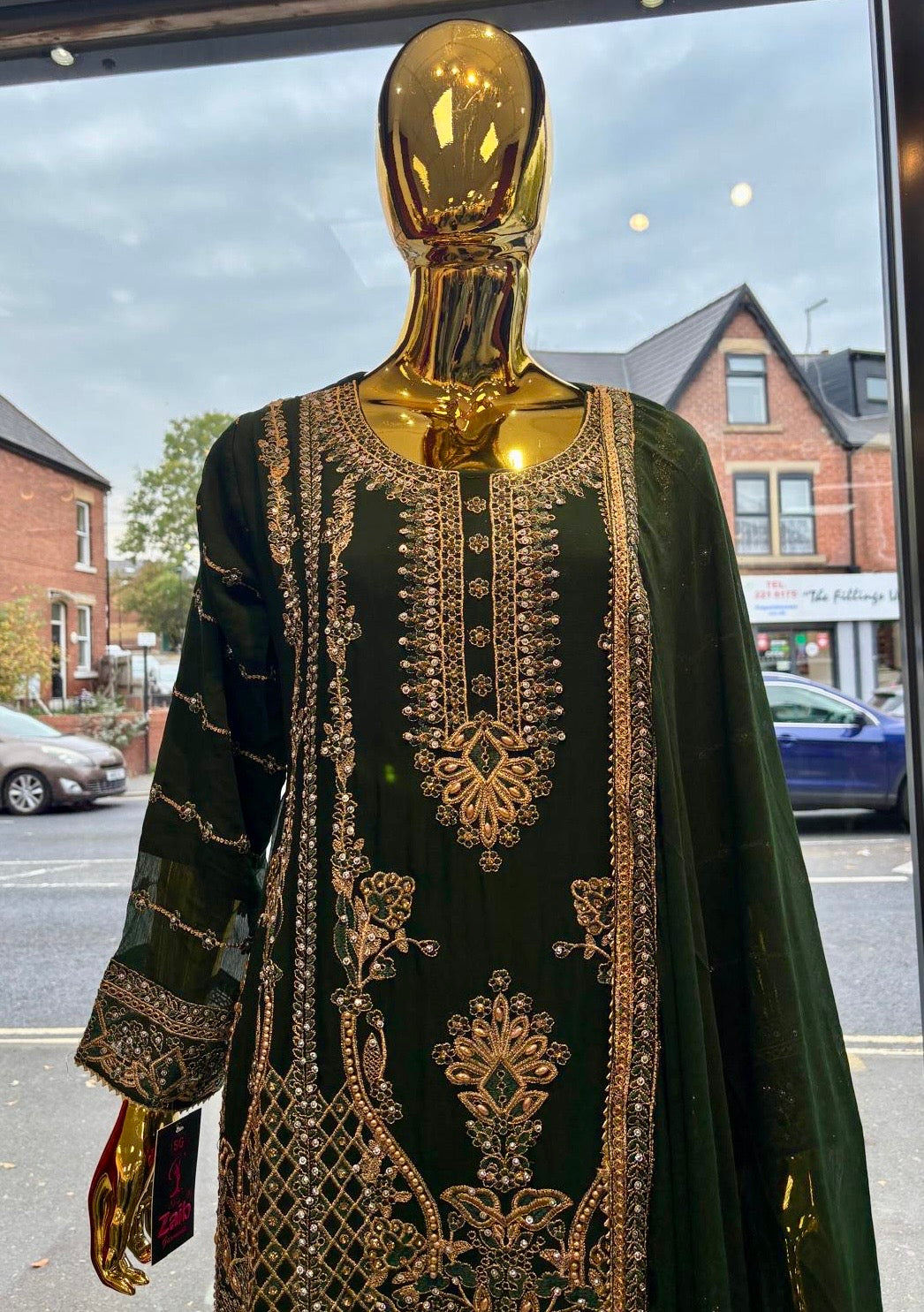 (126) Luxury Green Zaib Embroidered Chiffon 3-Piece Pakistani Occasion Suit