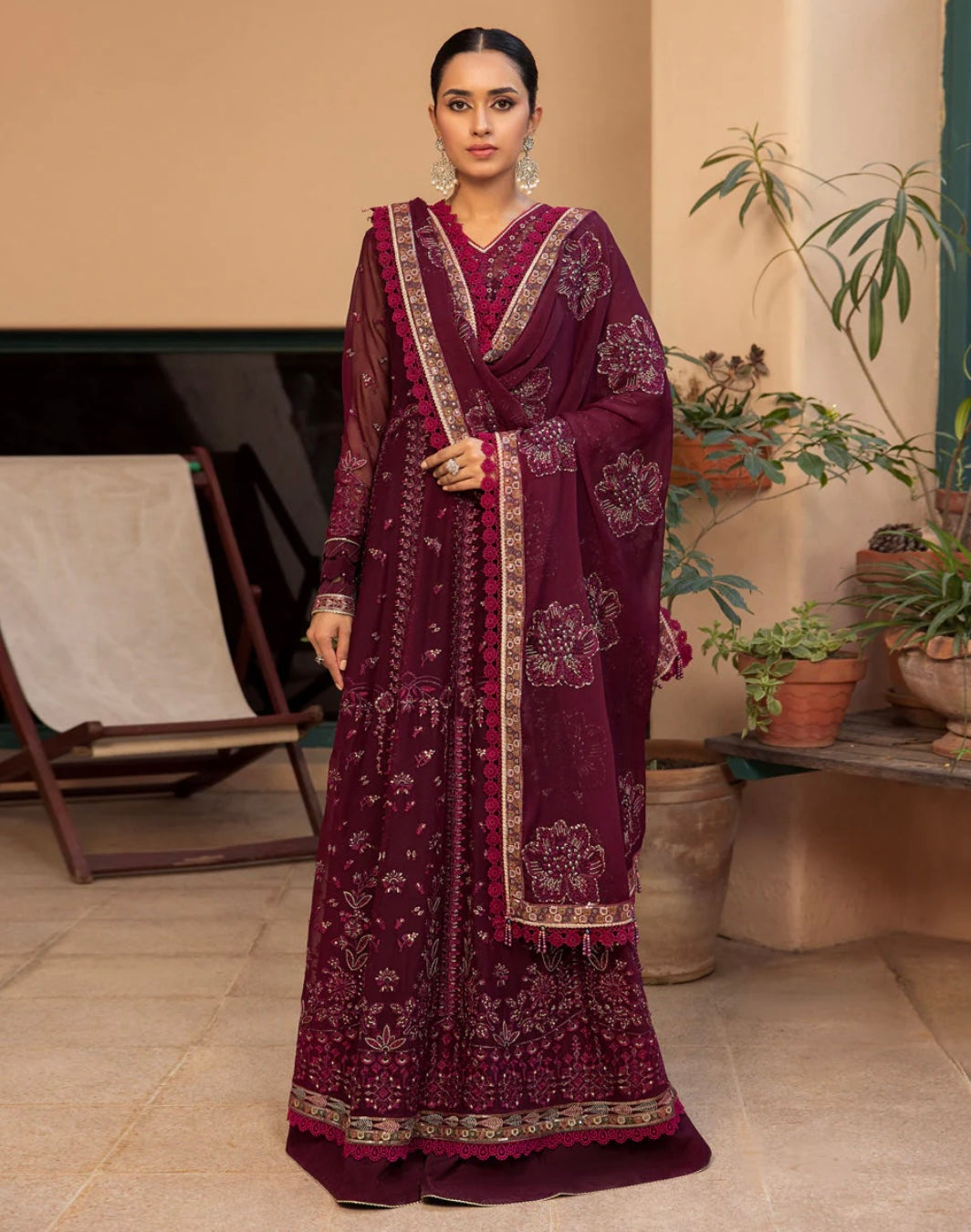 (83) Xenia LaMode – Luxury Captivating Unstitched Suit