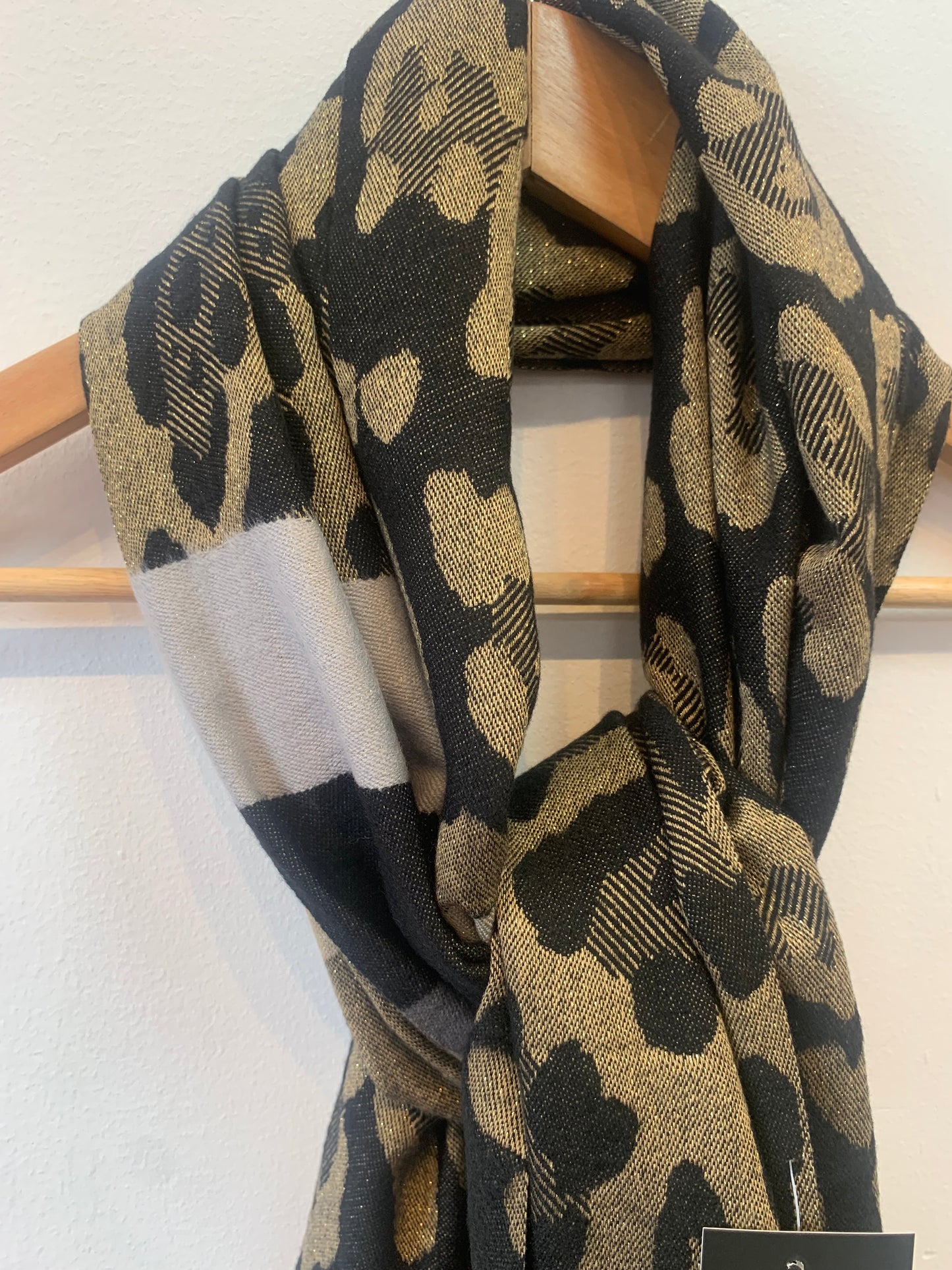 (12) Woolley leopard tassel shimmer printed winter thick scarf 27” wide length 73”