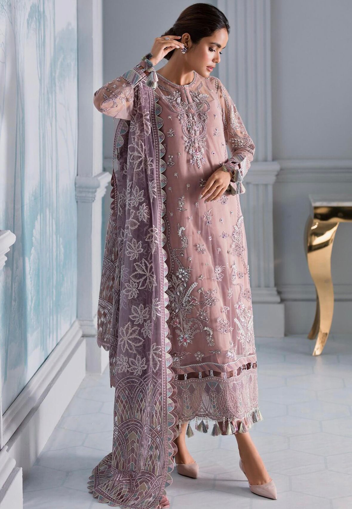 (94) Ladies Jazmin Pakistani Wedding Suit with Diamanté & Embroidered Scarf