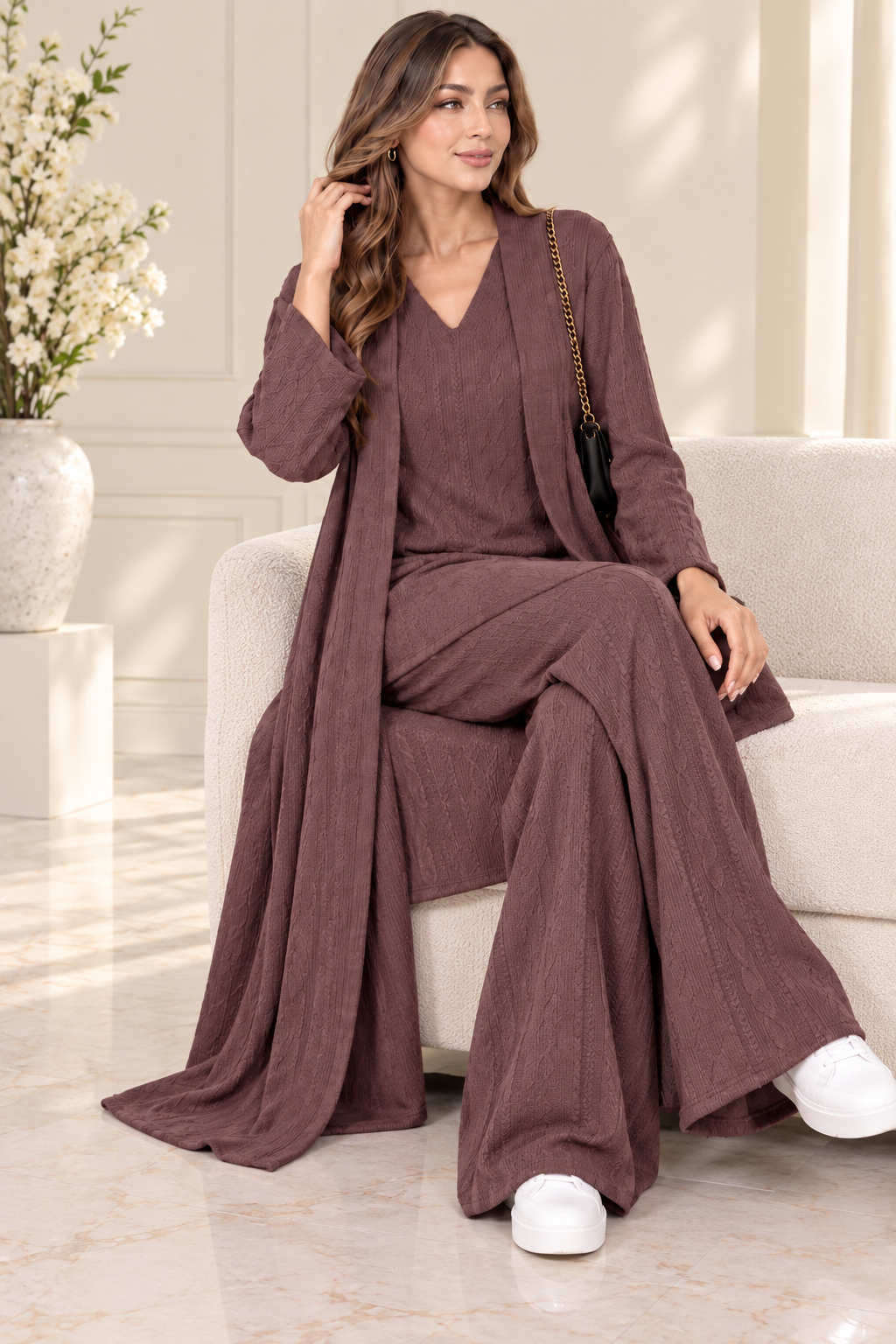 (374) Elegant 3-piece dusty mauve one size textured knit co-ord set Featuring a flattering V-neck tunic, flowing wide-leg trousers and a matching longline open cardigan. stylish, comfortable effortlessly elegant outfit