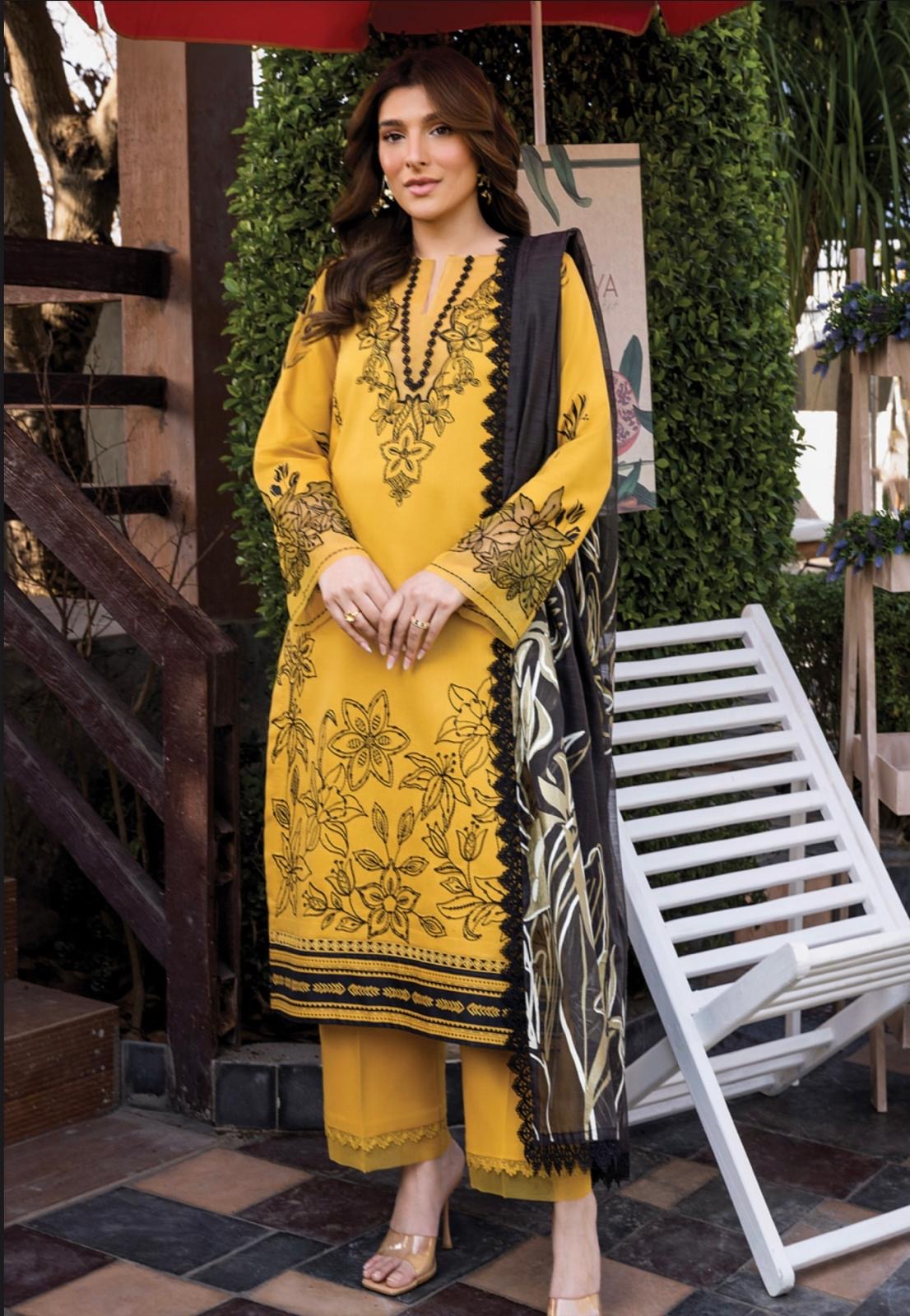 (113) Rang Rasiya Shireen Florence Summer Edit 2025 – Ready-to-Wear Lawn Suit with Printed Silk Dupatta