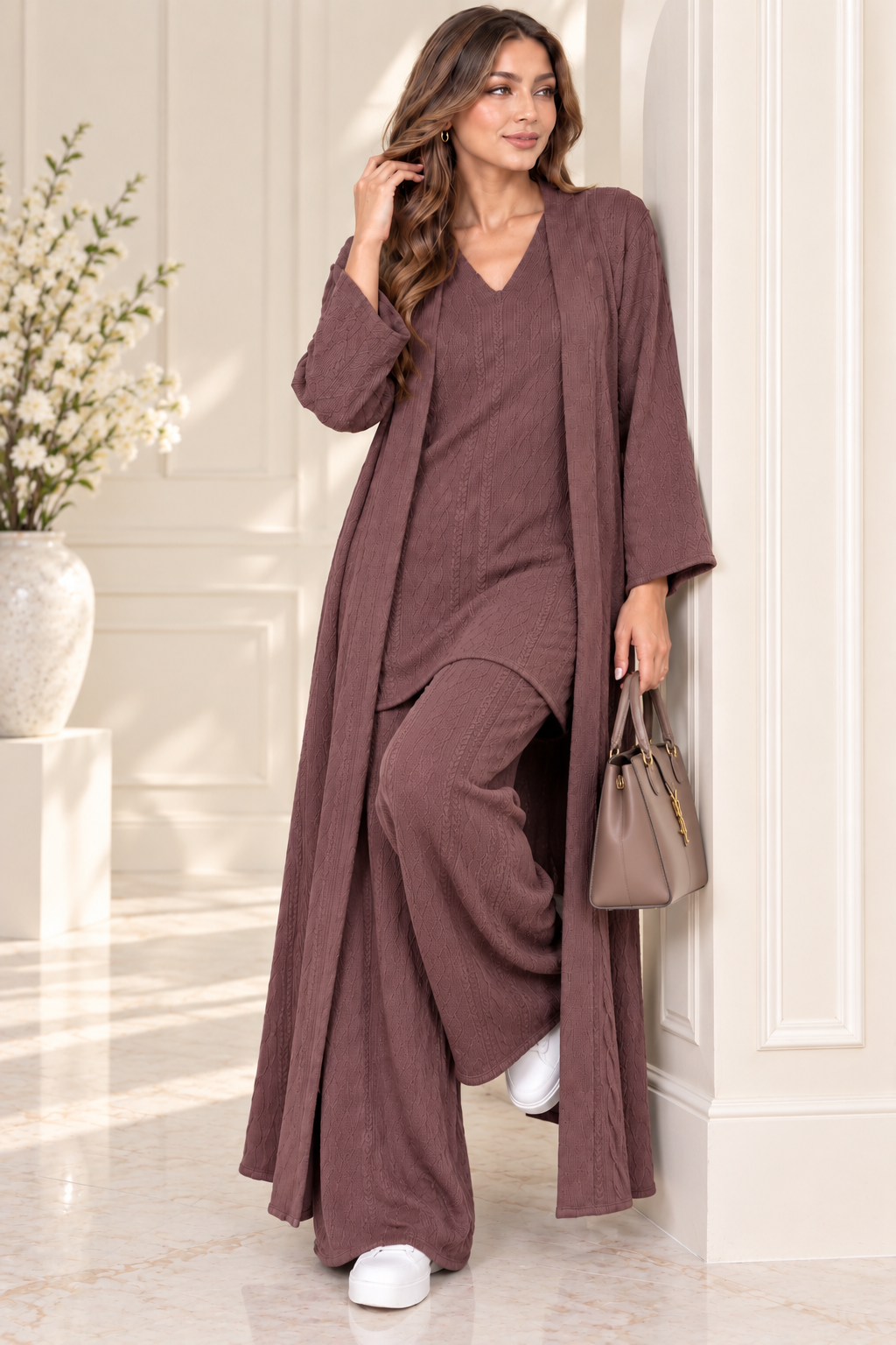 (374) Elegant 3-piece dusty mauve one size textured knit co-ord set Featuring a flattering V-neck tunic, flowing wide-leg trousers and a matching longline open cardigan. stylish, comfortable effortlessly elegant outfit