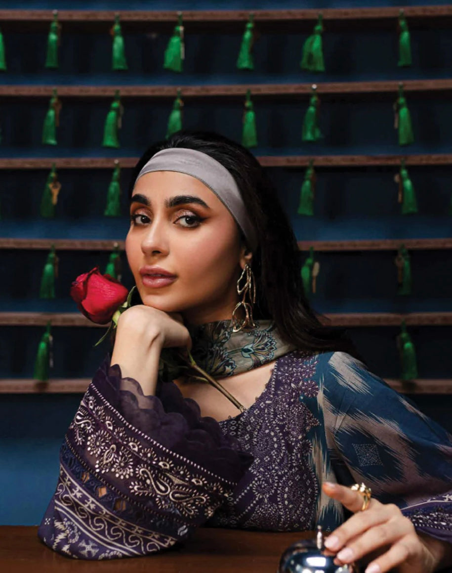 (158) Elegant Original Nureh Gardenia Printed Slub Linen Suit with Chiffon Dupatta