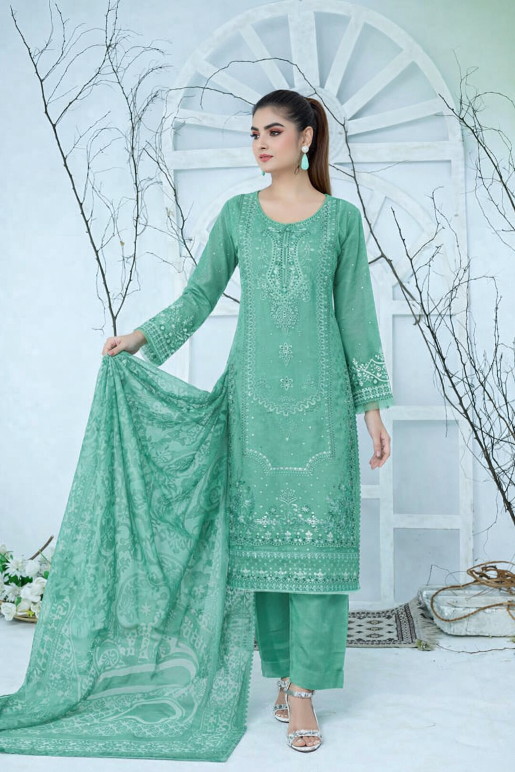 (276) Ready-Made Organza Suit | Sequin & Chikankari Embroidery