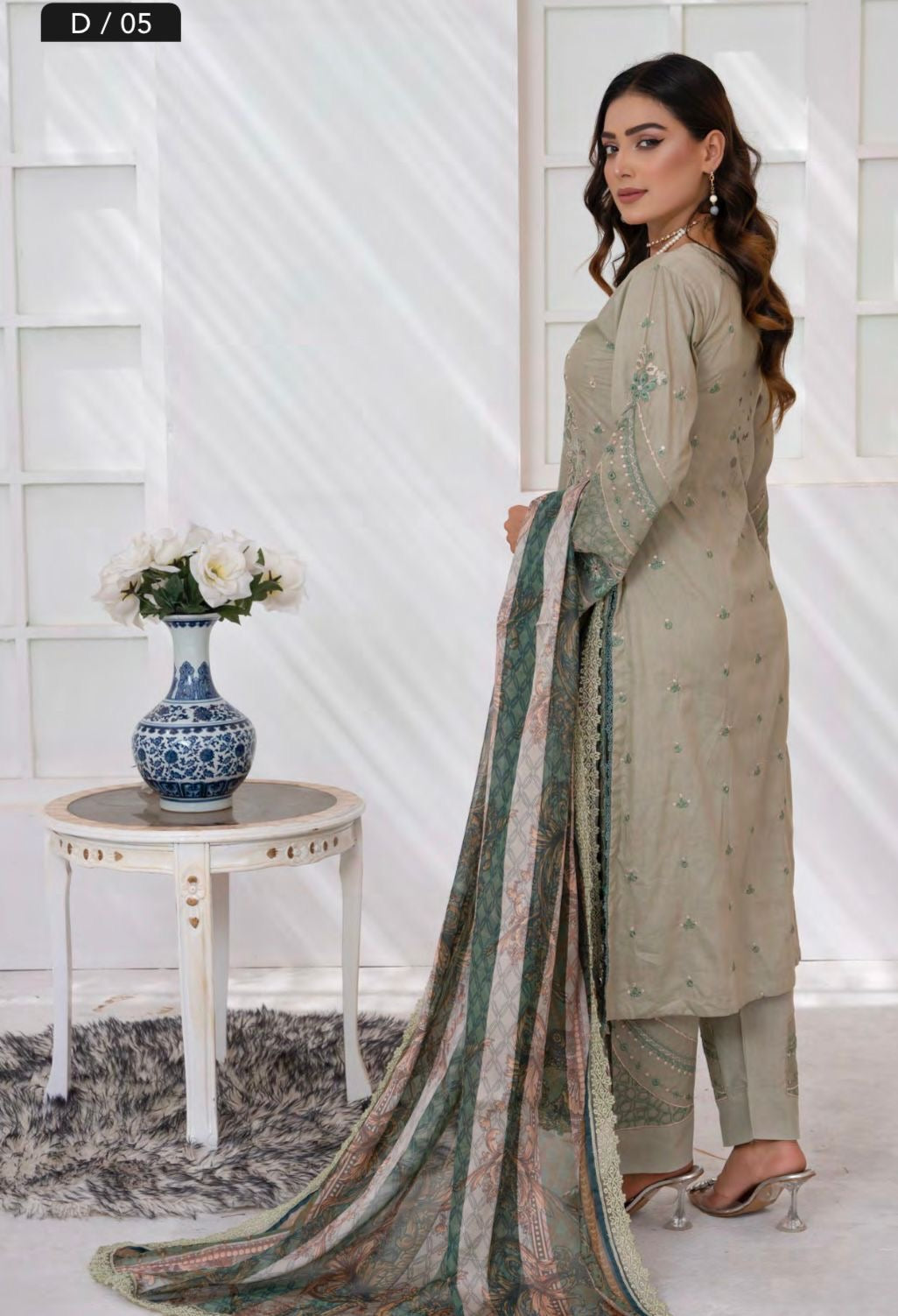 (14) Ladies' Pakistani Pastel 3-Piece Linen Suit with Printed Dupatta