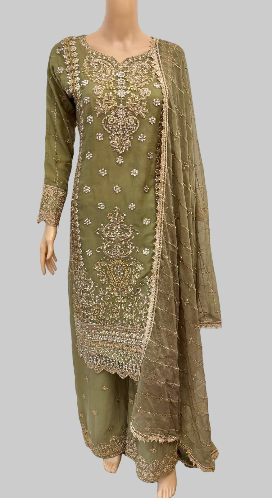 (138) Elegant Pakistani Embroidered Chiffon 3-Piece Occasion Wear Suit