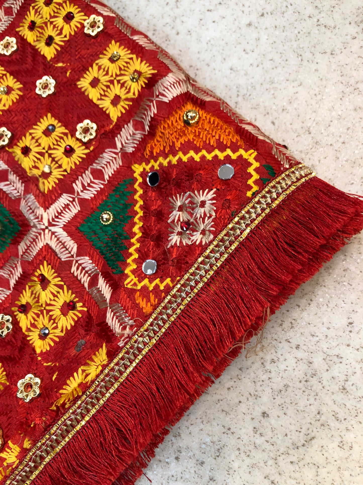 (288) Indian ladies wedding ethnic large shawl
