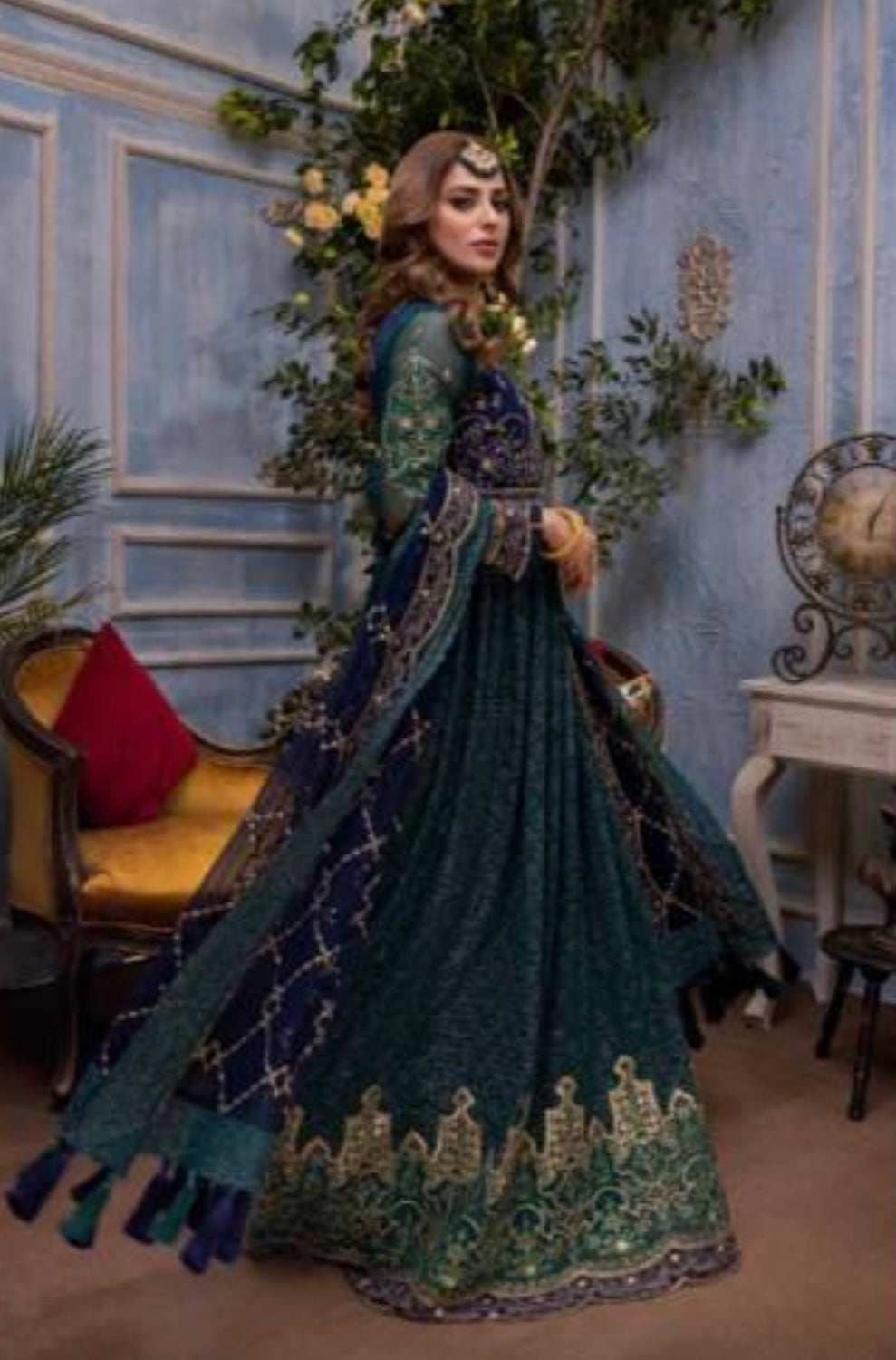 (115) Pakistani Luxury Dream Collection Unstitched Chiffon Embroidered Suit