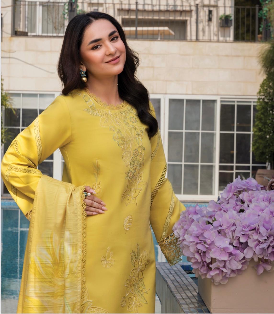 (114) Rang Rasiya Shireen Florence Summer Edit 2025 – Ready-to-Wear Lawn Suit with Printed Silk Dupatta