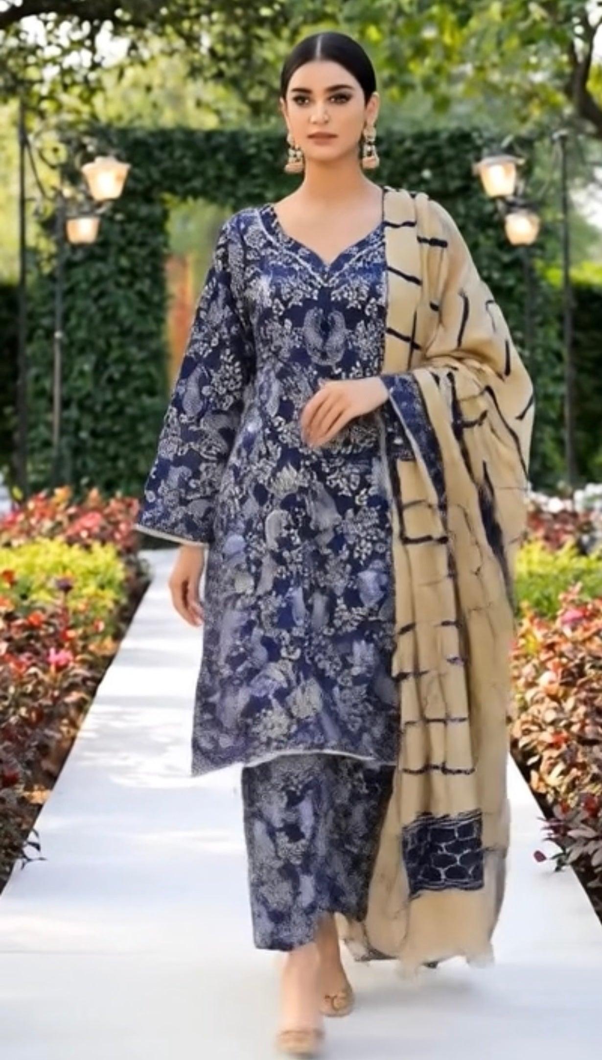 (39) Pakistani Printed Soft Khaddar Winter Suit with Gold Thread Detailed Shawl