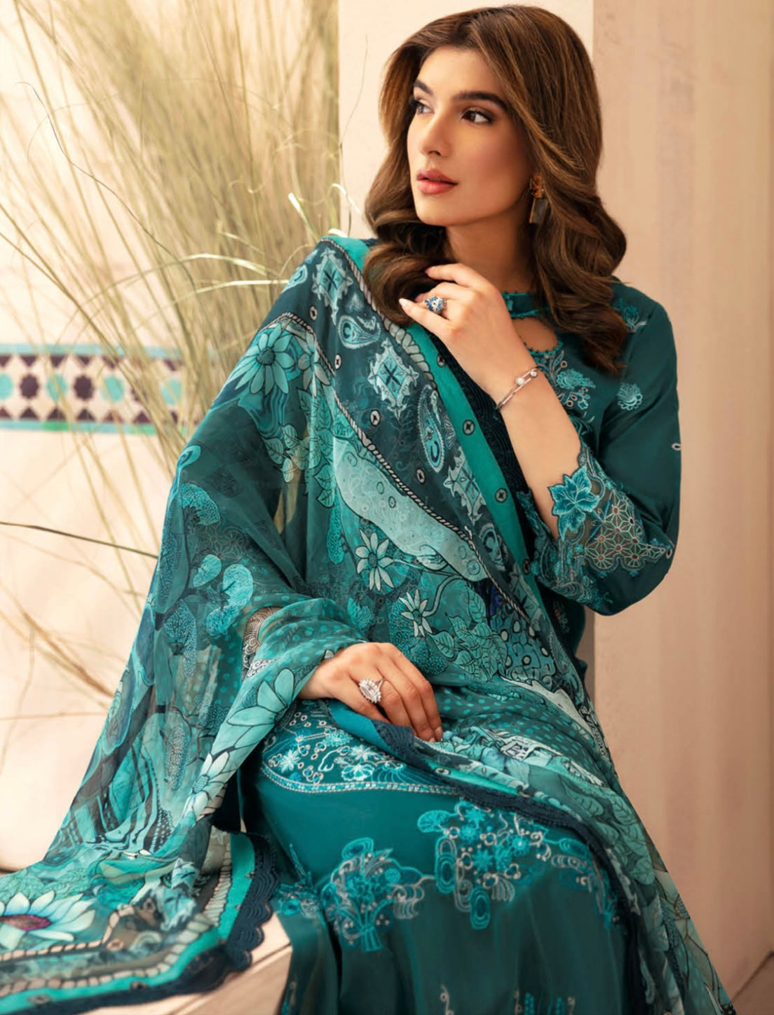 (190) Ramsha Andaaz Luxury Fully Lined Lawn Embroidered Ready Made Suit