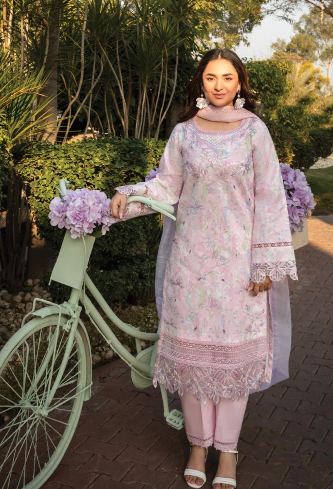 (109) Rang Rasiya Shireen Florence Summer Edit 2025 – Ready-to-Wear Lawn Suit with Printed Silk Dupatta