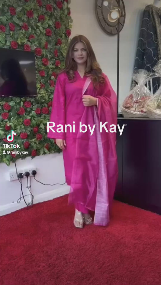(1) Elegant Pink Linen Pakistani Suit – Embroidered Sleeves & Neckline | Ready to Wear